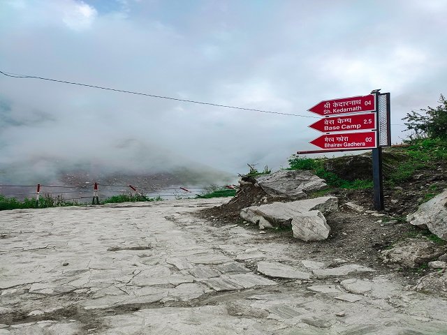 Route to Kedarnath, Uttarakhand